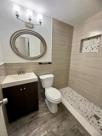 $2,800 | 6751 Northwest 193rd Lane, Unit 6751, Hialeah, FL 33015