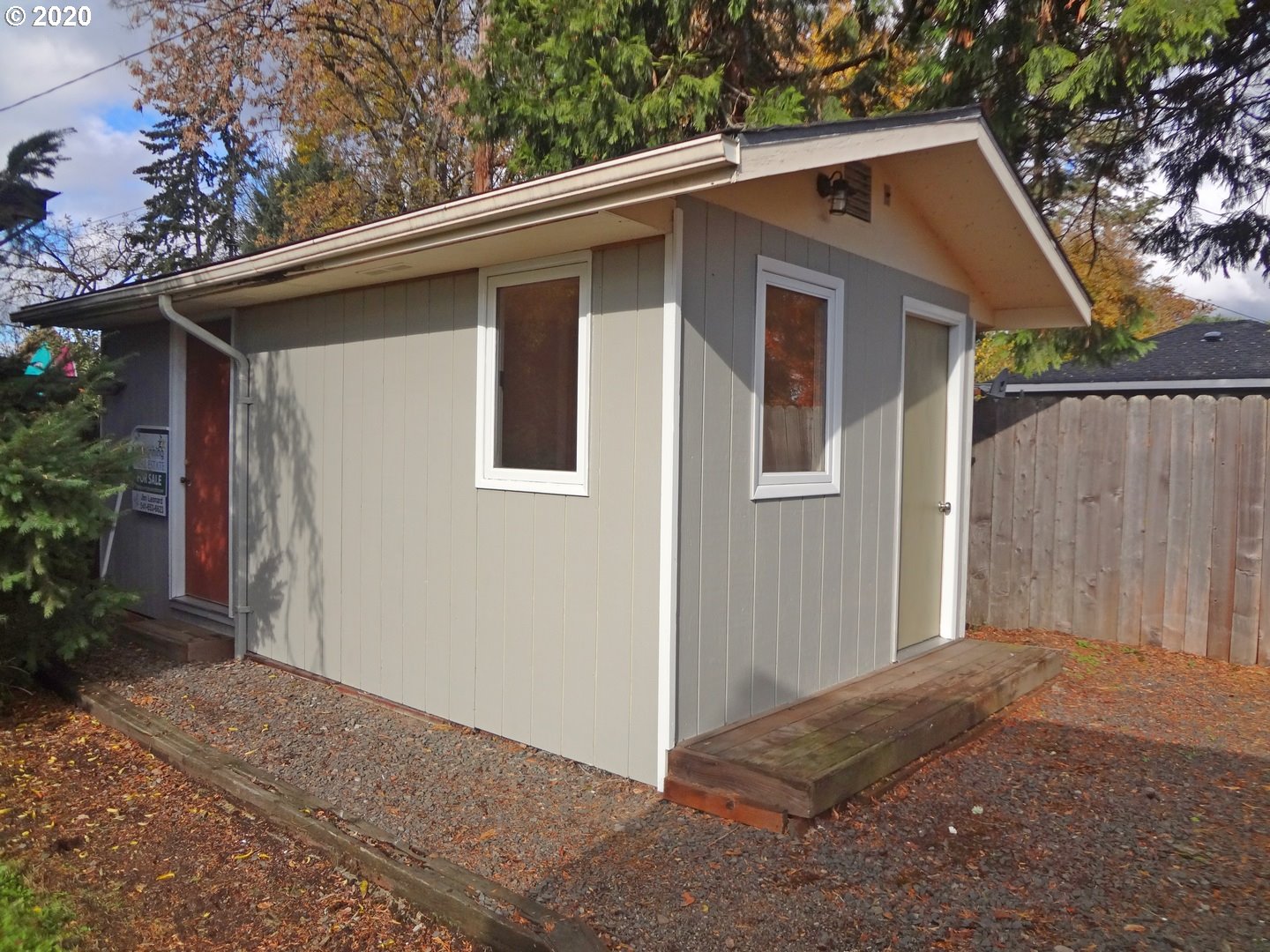 840 25th Place Springfield, OR 97477 - Photo 18 of 29