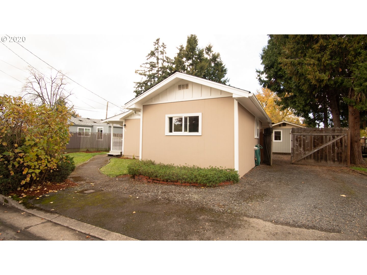 840 25th Place Springfield, OR 97477 - Photo 26 of 29