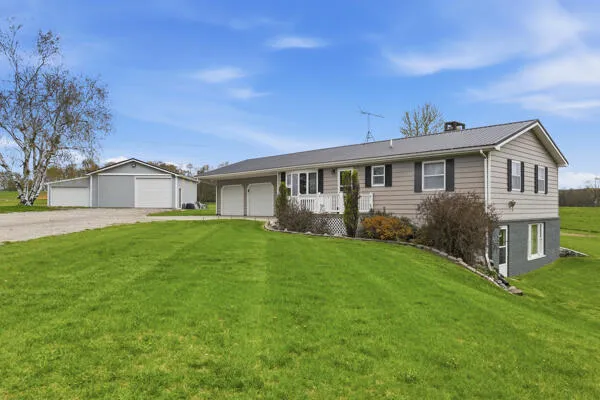 $299,900 | 8835 McBride's Road, Vestaburg, MI 48891