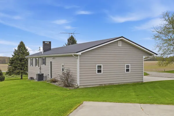 $299,900 | 8835 McBride's Road, Vestaburg, MI 48891