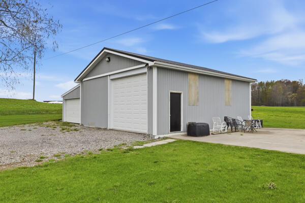8835 McBride's Road Vestaburg, MI 48891 - Photo 41 of 49 mainpolebarn1