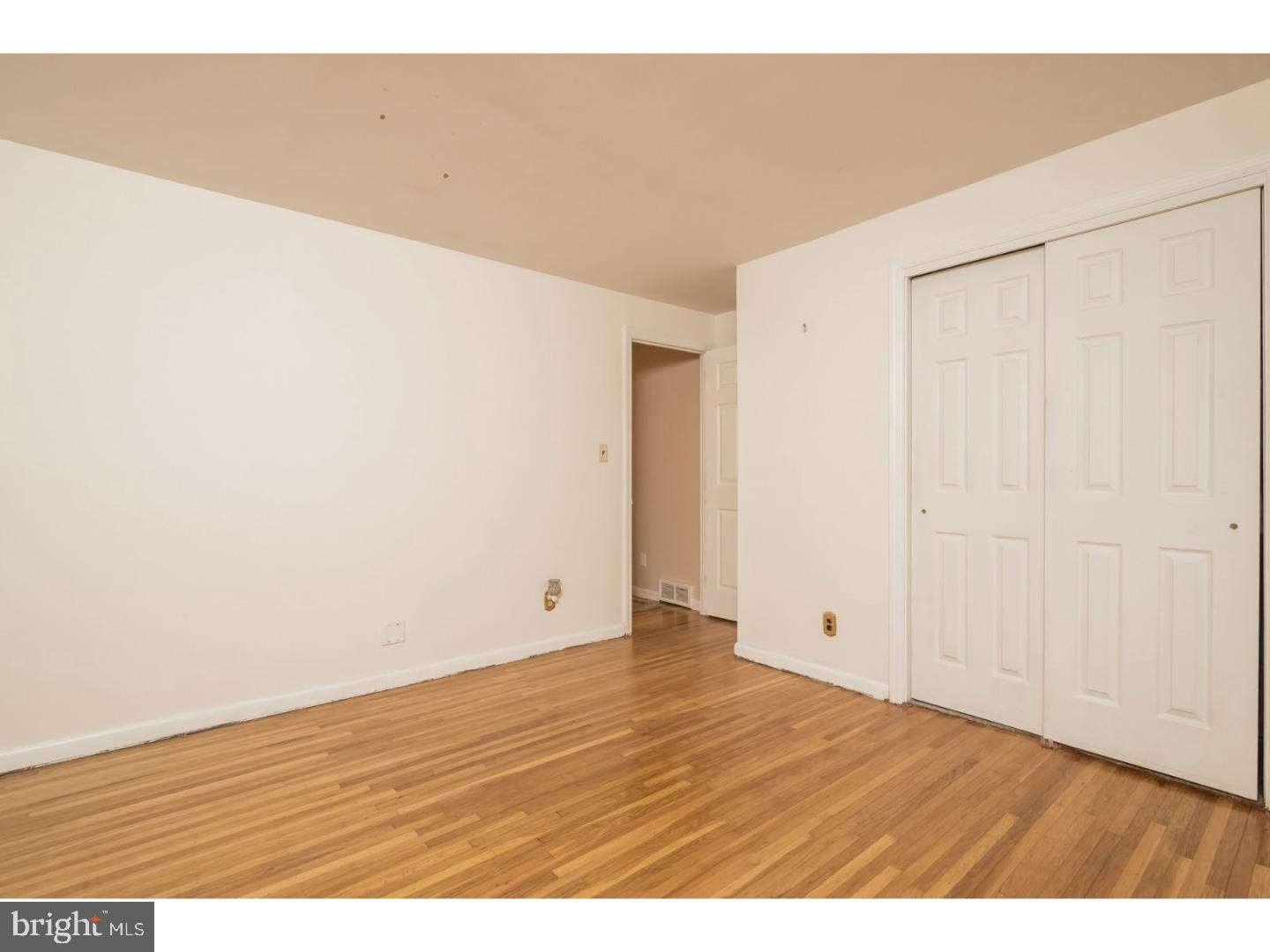 1125 Coopers Kill Road Cherry Hill, NJ 08034 - Photo 15 of 24 Bedroom 2