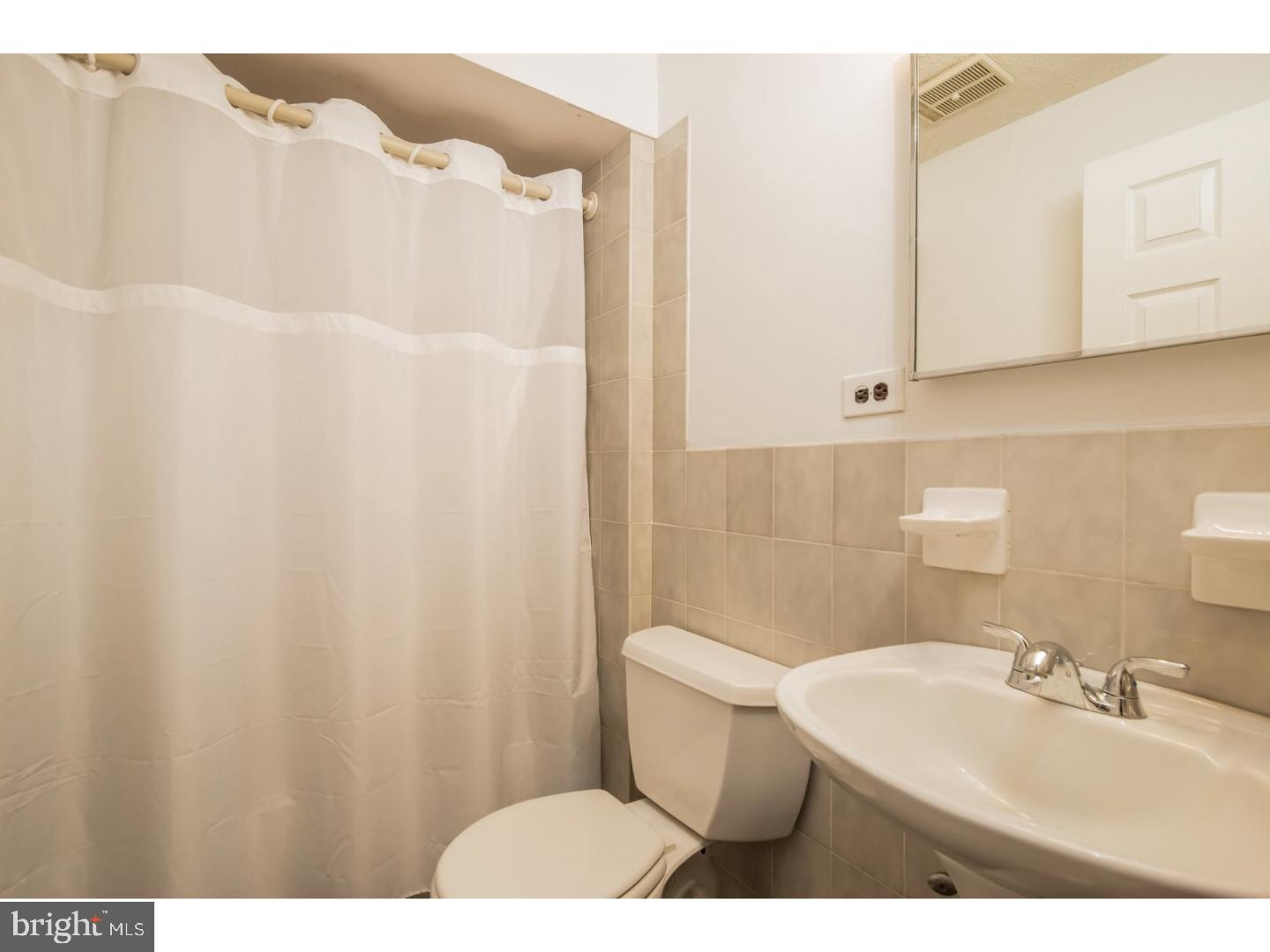 1125 Coopers Kill Road Cherry Hill, NJ 08034 - Photo 16 of 24 Bathroom