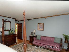 210 Cherokee Road Asheville, NC 28804 - Photo 10 of 24 Gallery Image 10