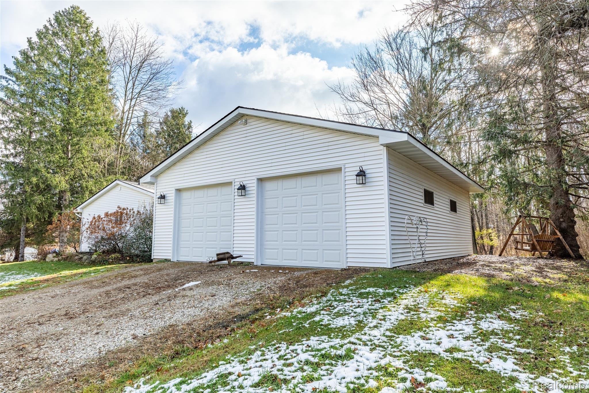 5911 Bullard Road Fenton, MI 48430 - Photo 3 of 36 Attached 28x32 Garage, truck and toy ready