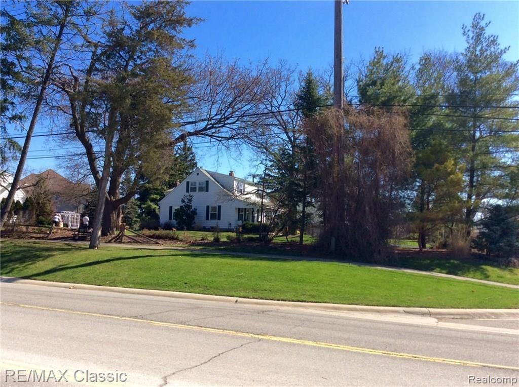 1644 Brewster Road Rochester Hills, MI 48306 - Photo 18 of 50