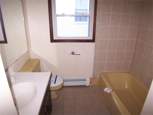 175 A Springvale Avenue Everett, MA 02149 - Photo 5 of 8 Gallery Image 5