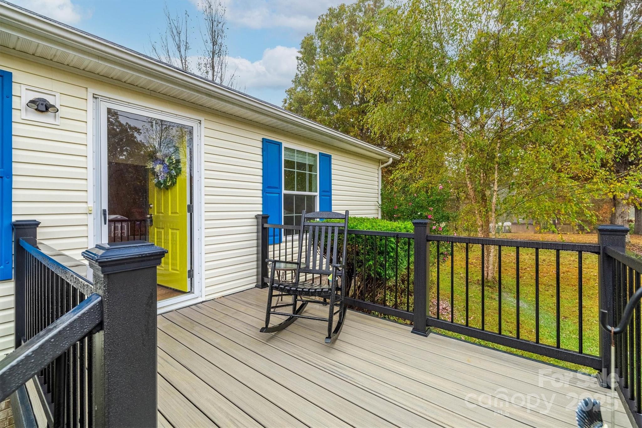 1327 Premier Road Granite Falls, NC 28630 - Photo 8 of 31 Gallery Image 8