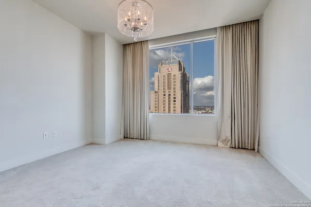 $615,000 | 610 East Market Street, Unit 2510, San Antonio, TX 78205