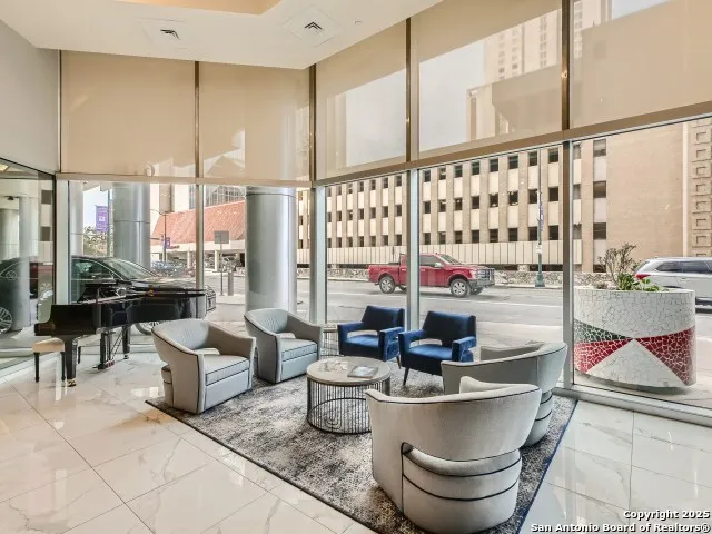 $615,000 | 610 East Market Street, Unit 2510, San Antonio, TX 78205