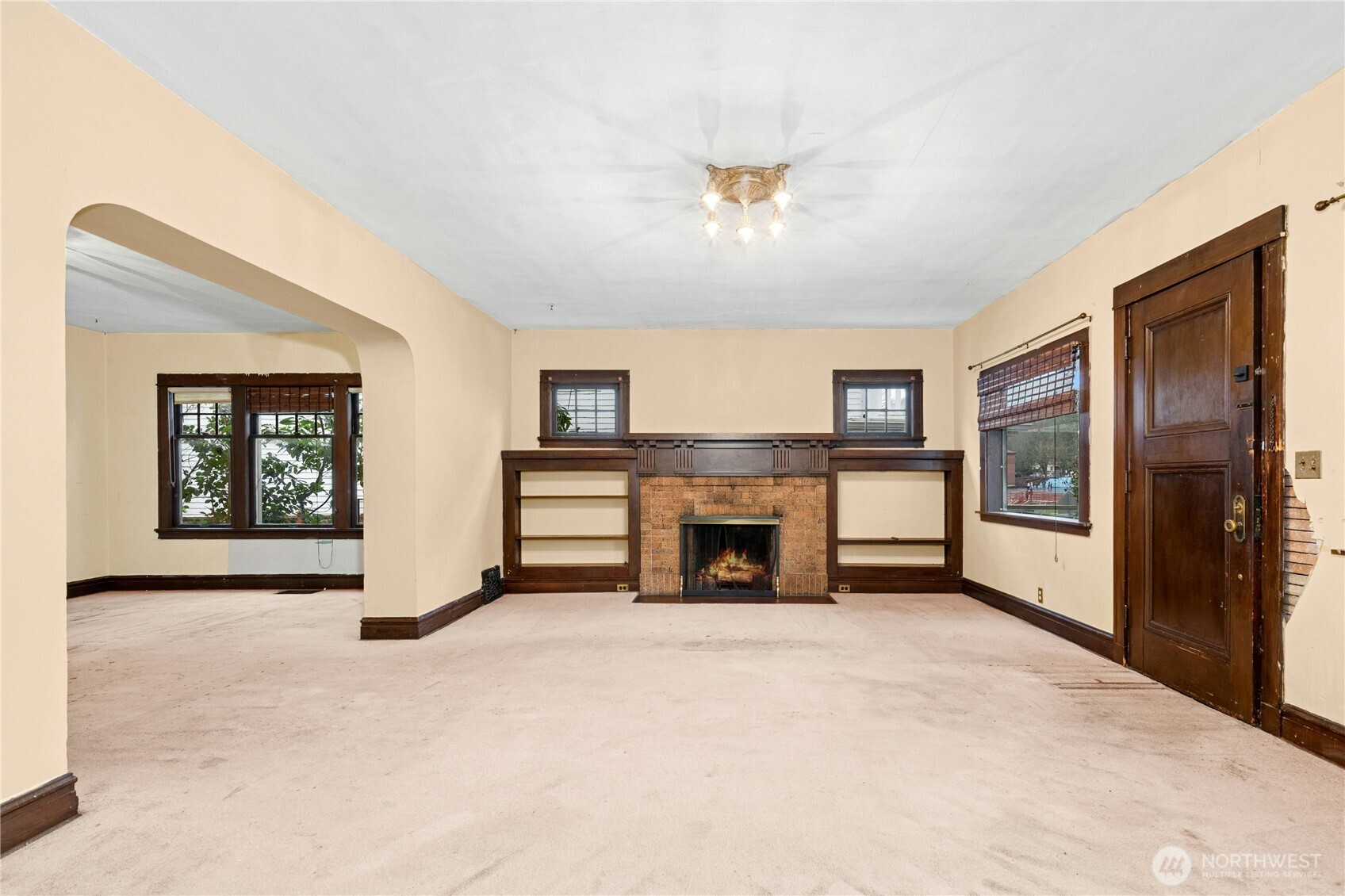 206 32nd Avenue Seattle, WA 98112 - Photo 6 of 27