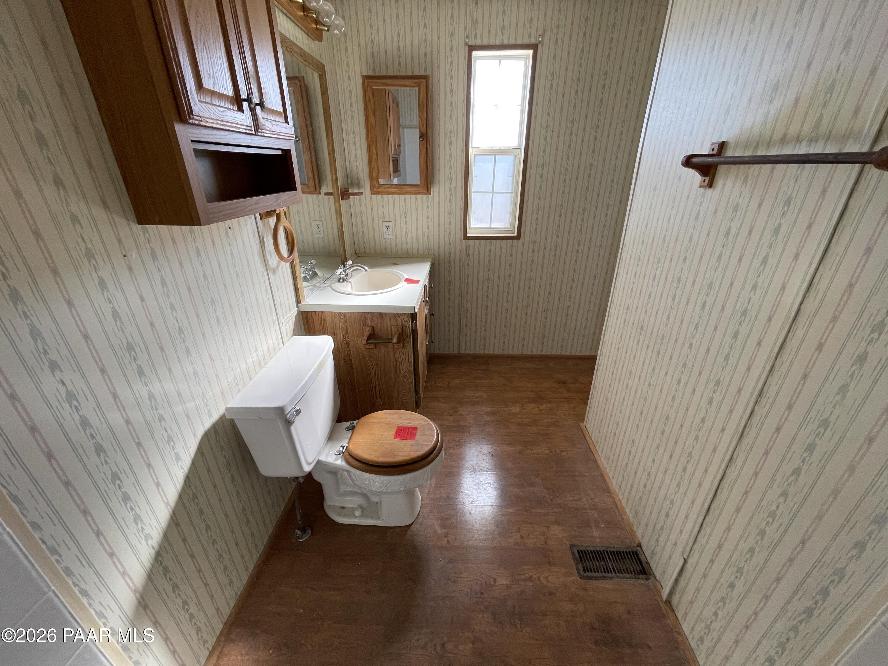 1355 South Reed Road Chino Valley, AZ 86323 - Photo 21 of 35 Master Bathroom