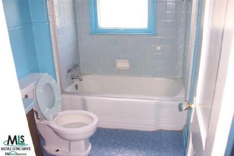 20238 Moross Road Detroit, MI 48224 - Photo 4 of 7 155965-3.JPG