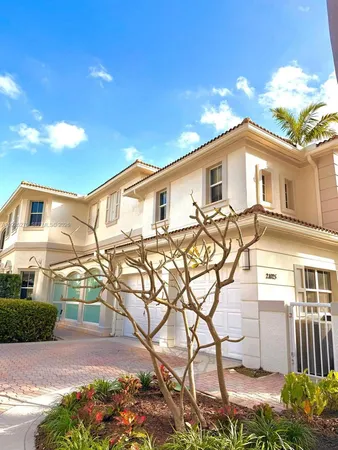 $14,000 | 21025 Northeast 38th Avenue, Unit 81, Aventura, FL 33180