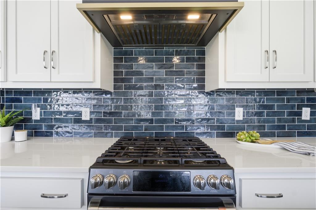 18804 Redbud Lane Spring Hill, KS 66083 - Photo 23 of 48