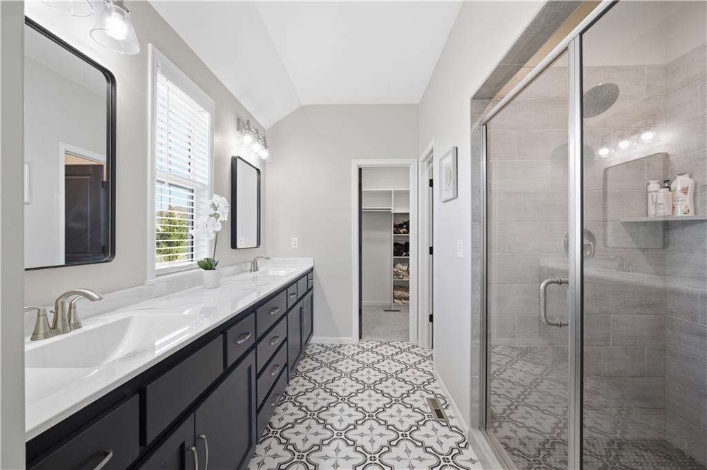 18804 Redbud Lane Spring Hill, KS 66083 - Photo 29 of 48