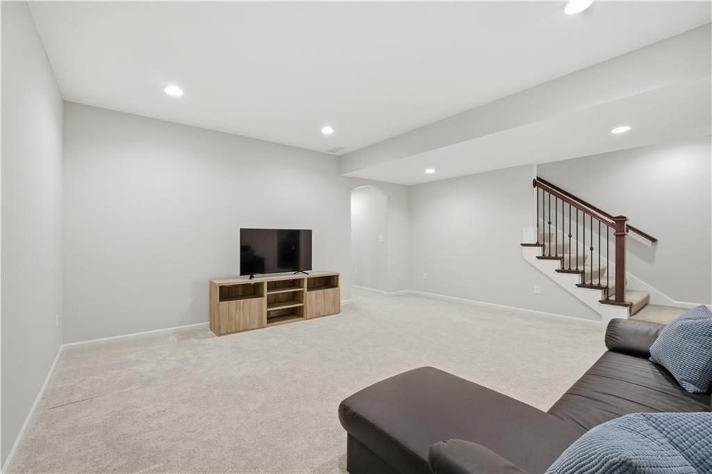 18804 Redbud Lane Spring Hill, KS 66083 - Photo 33 of 48