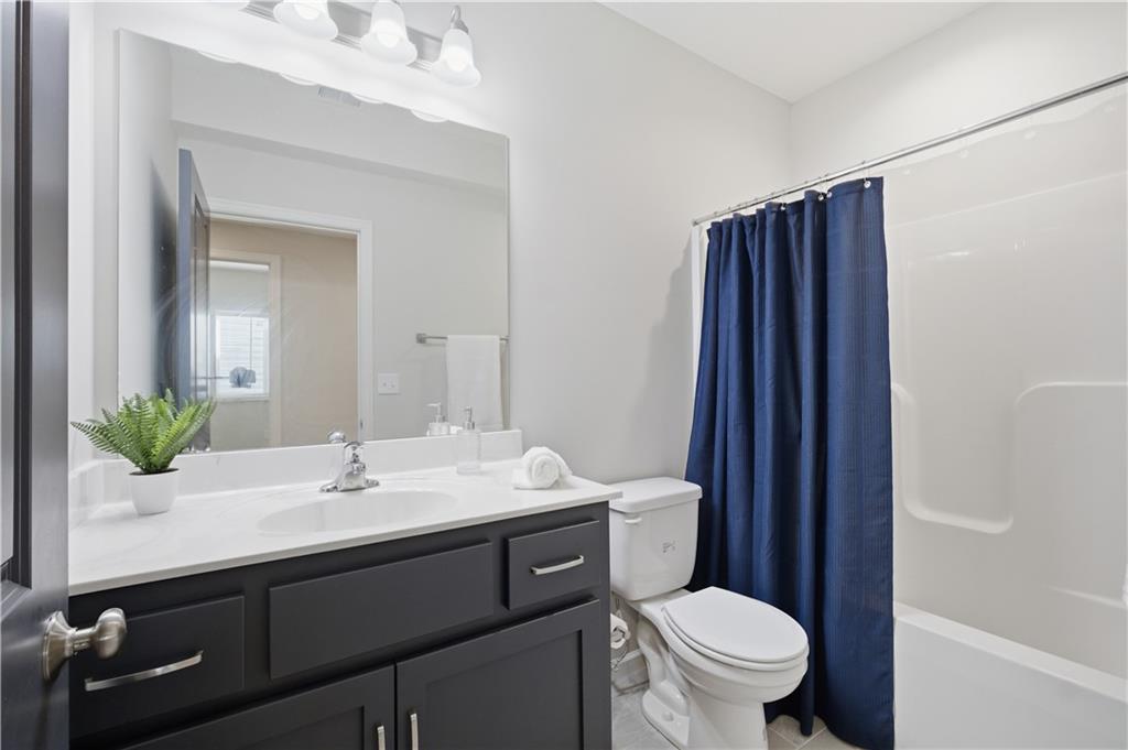 18804 Redbud Lane Spring Hill, KS 66083 - Photo 35 of 48