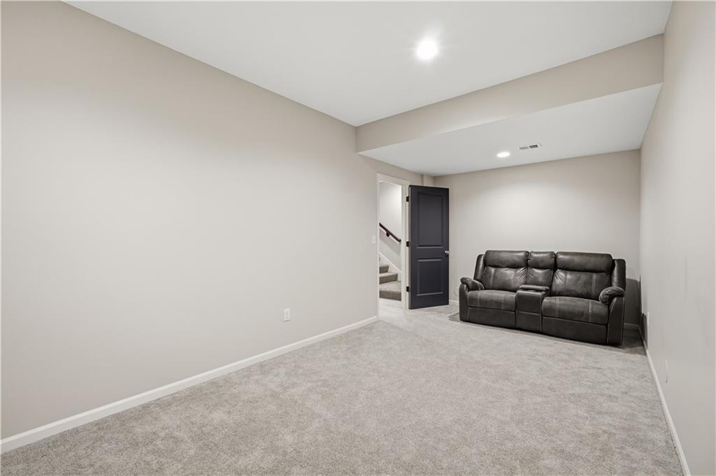 18804 Redbud Lane Spring Hill, KS 66083 - Photo 39 of 48