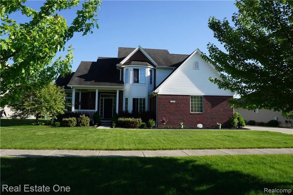 1330 Park Ridge Pointe Grand Blanc, MI 48439 - Photo 1 of 24