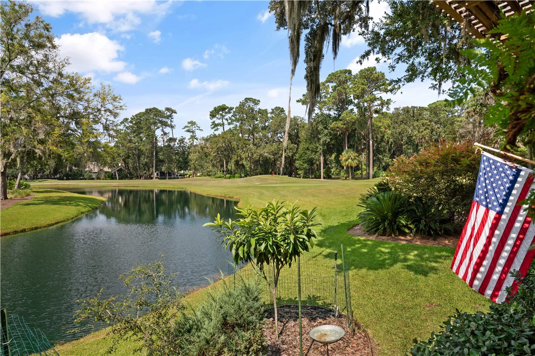 403 Indigo St. Simons Island, GA 31522 - Photo 5 of 38