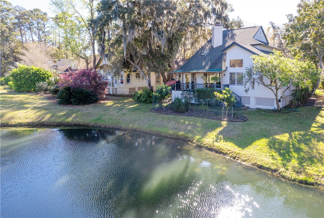 403 Indigo St. Simons Island, GA 31522 - Photo 7 of 38