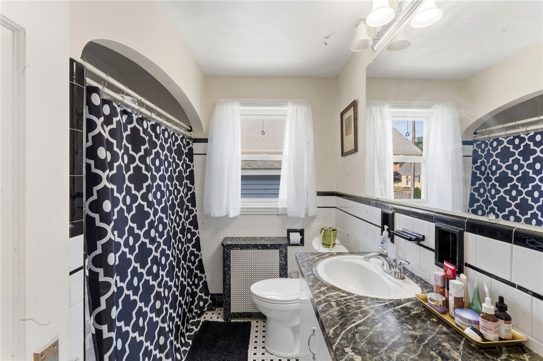 12 Gilmore Street Pawtucket, RI 02861 - Photo 13 of 21