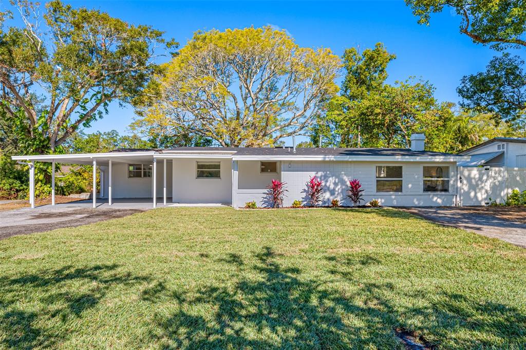 1400 Lakeview Road Clearwater, FL 33756 - Photo 1 of 1 Outside Front