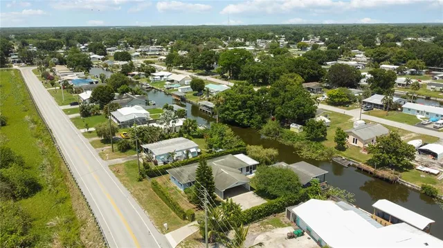 $320,000 | 3102 Southeast 34th Avenue, Okeechobee, FL 34974