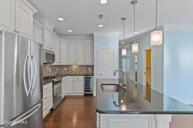 $2,900 | 2357 St James Drive Southeast, Southport, NC 28461