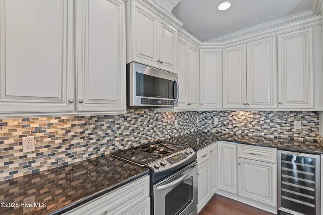 $2,900 | 2357 St James Drive Southeast, Southport, NC 28461