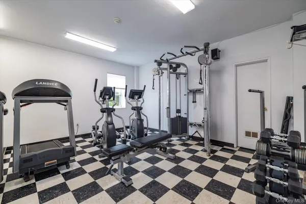 $578,000 | 370 West Broadway, Unit 5C, Long Beach, NY 11561