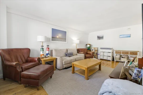 $578,000 | 370 West Broadway, Unit 5C, Long Beach, NY 11561