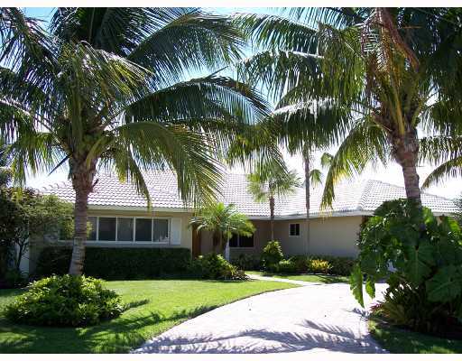 784 Enfield Street Boca Raton, FL 33487 - Photo 1 of 5 Primary Photo