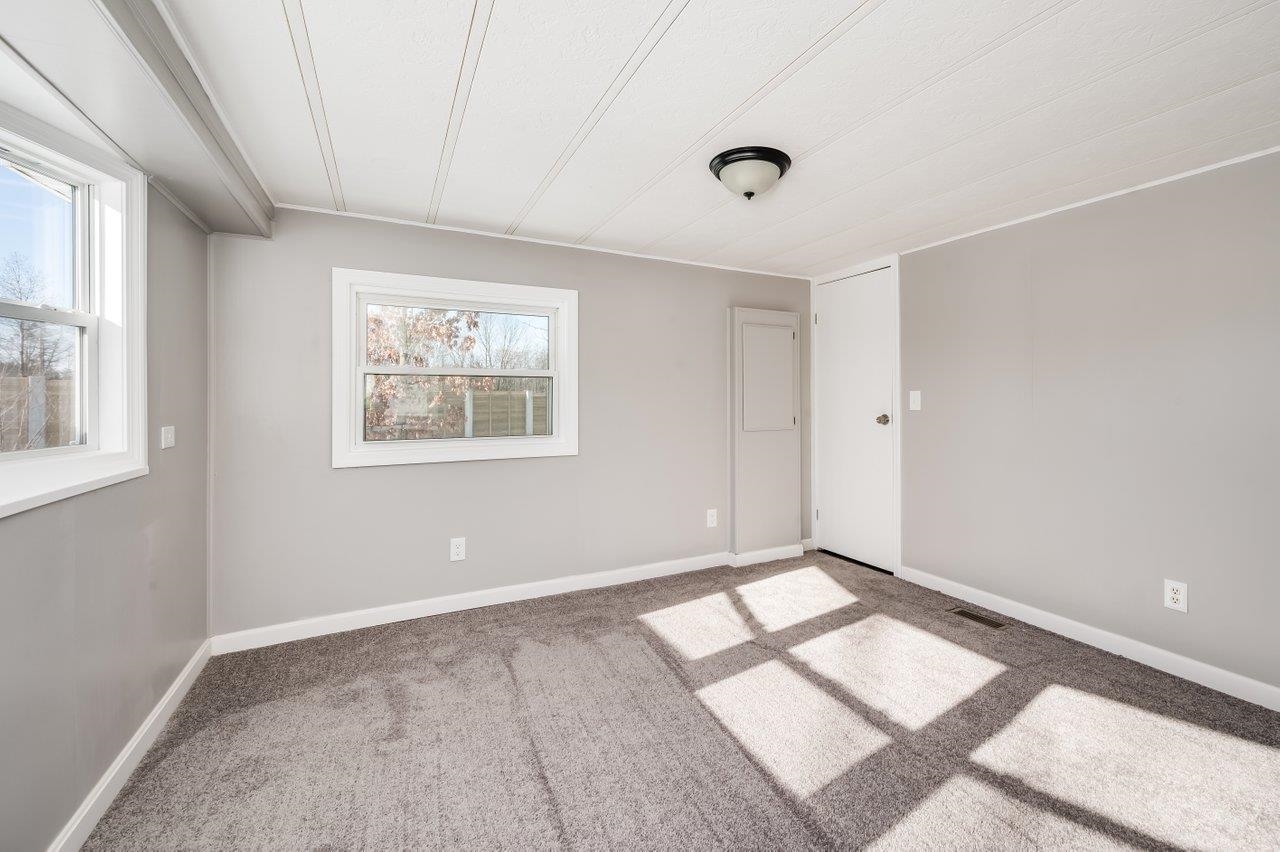 18 North Fuchsia Drive Rochester, NH 03867 - Photo 15 of 18