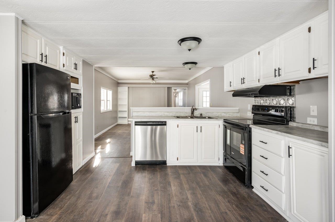 18 North Fuchsia Drive Rochester, NH 03867 - Photo 3 of 18