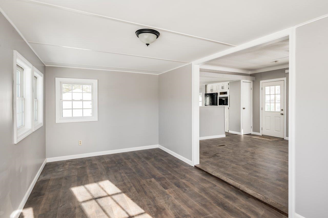 18 North Fuchsia Drive Rochester, NH 03867 - Photo 8 of 18