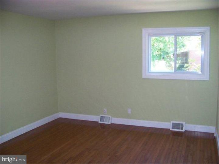 201 Juniper Road Havertown, PA 19083 - Photo 11 of 18