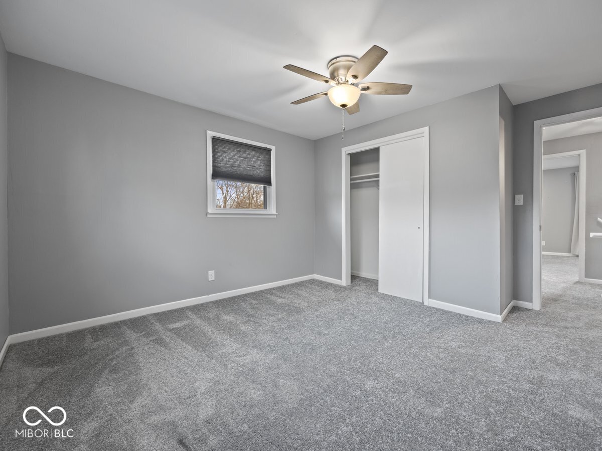 2941 Taylor Road Columbus, IN 47203 - Photo 17 of 30 Gallery Image 17