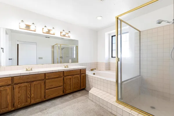 $677,000 | 8711 Fruchtenicht Road, Knights Landing, CA 95645