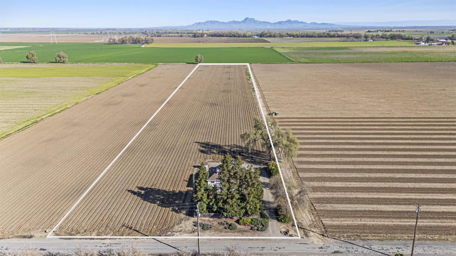 8711 Fruchtenicht Road Knights Landing, CA 95645 - Photo 41 of 44 a view of a tennis court