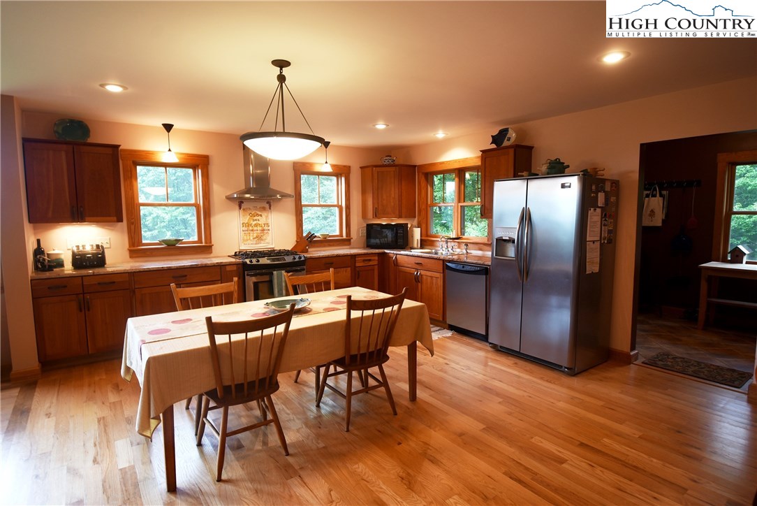 729 Graystone Road Independence, VA 24348 - Photo 13 of 50