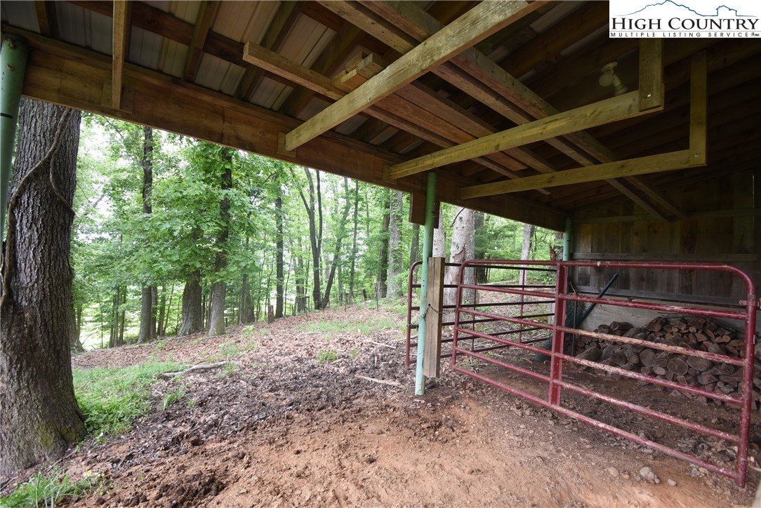 729 Graystone Road Independence, VA 24348 - Photo 42 of 50