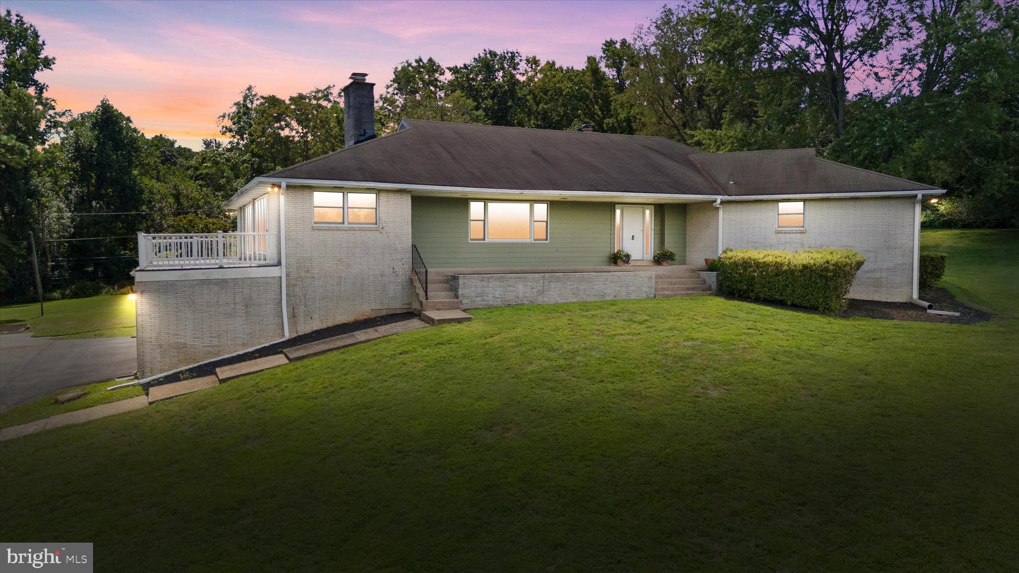 747 Morris Road Hockessin, DE 19707 - Photo 2 of 67