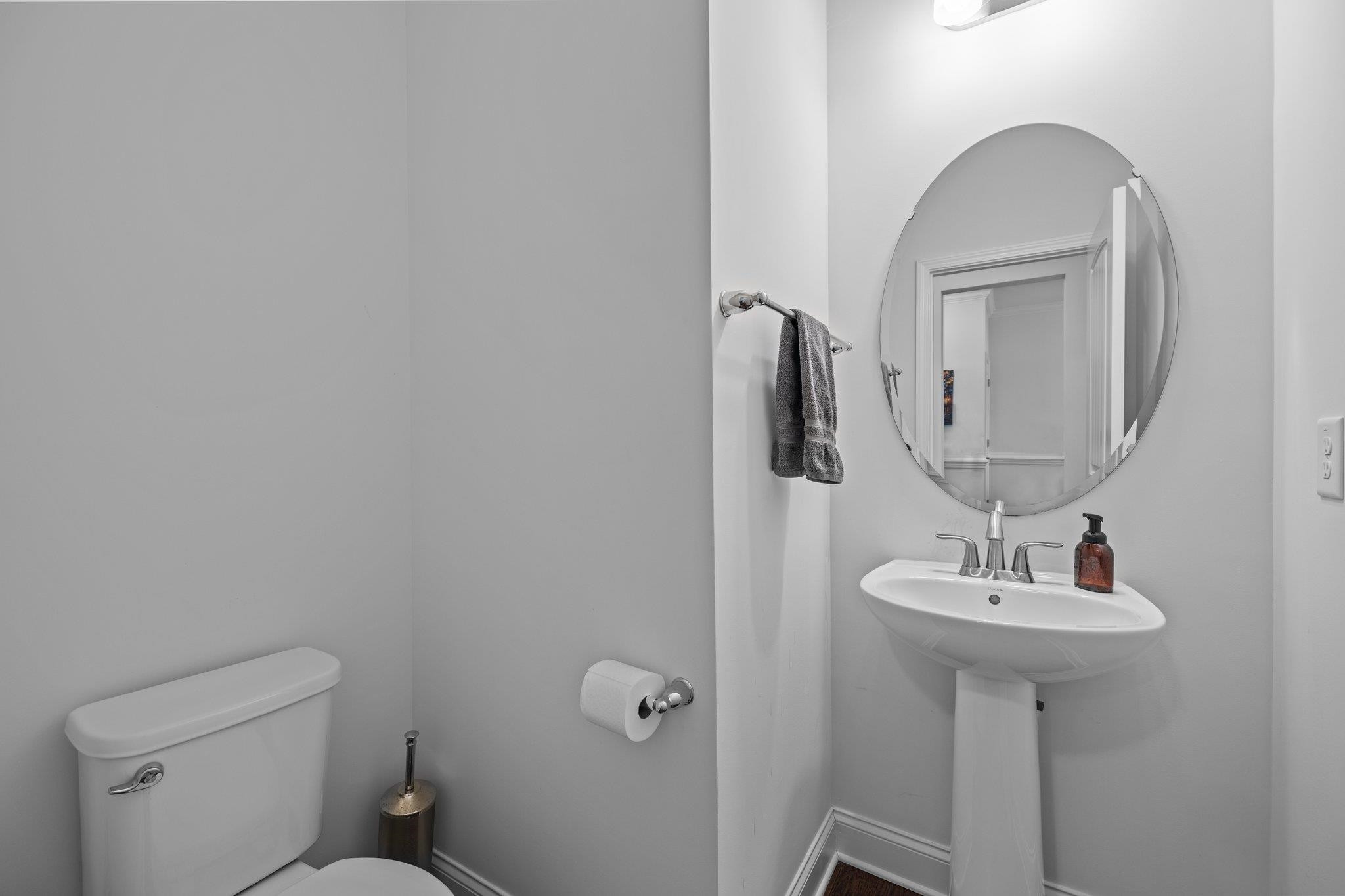 226 Fenella Drive Raleigh, NC 27606 - Photo 7 of 50 Photo 7