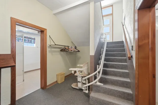 $169,900 | 128 Michigan Avenue, Corunna, IN 46730