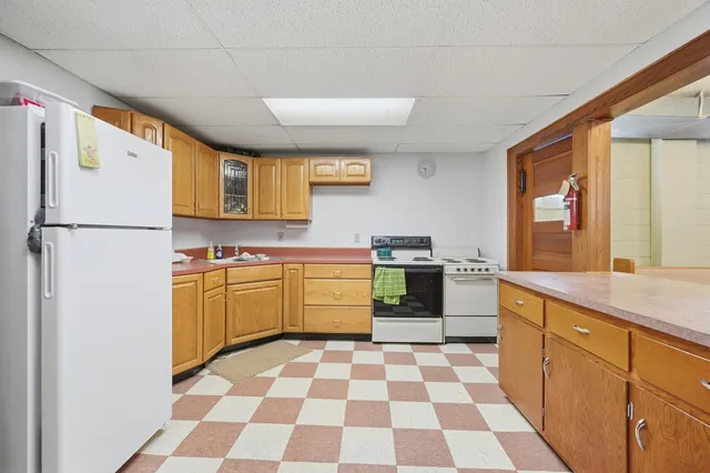 $169,900 | 128 Michigan Avenue, Corunna, IN 46730