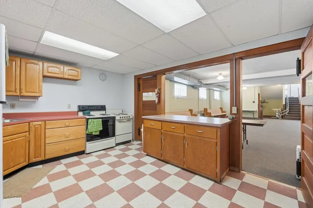 $169,900 | 128 Michigan Avenue, Corunna, IN 46730