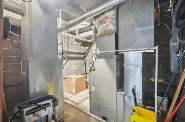 $169,900 | 128 Michigan Avenue, Corunna, IN 46730